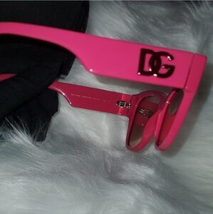 Dolce & Gabbana Woman Shades